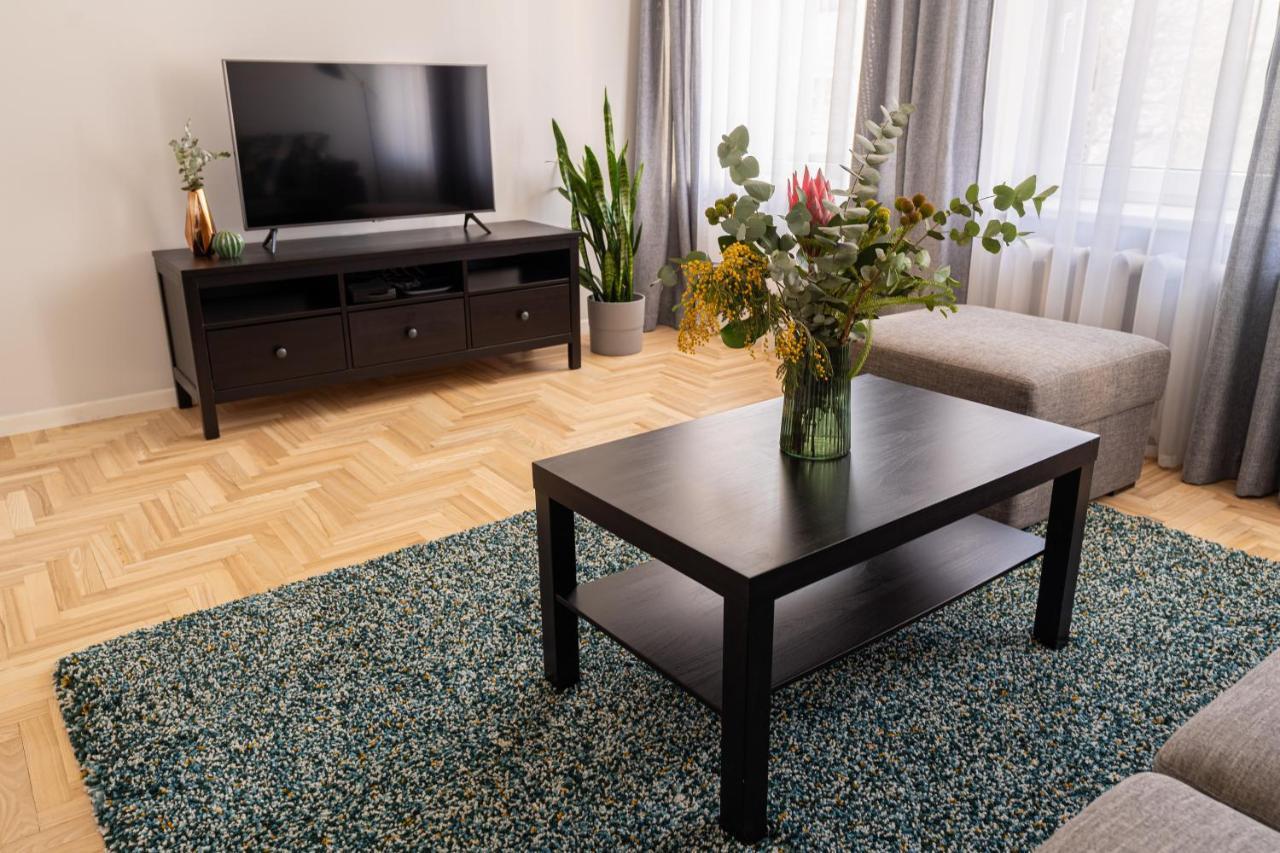 Lovely Apartment In The City Center Kaunas Buitenkant foto